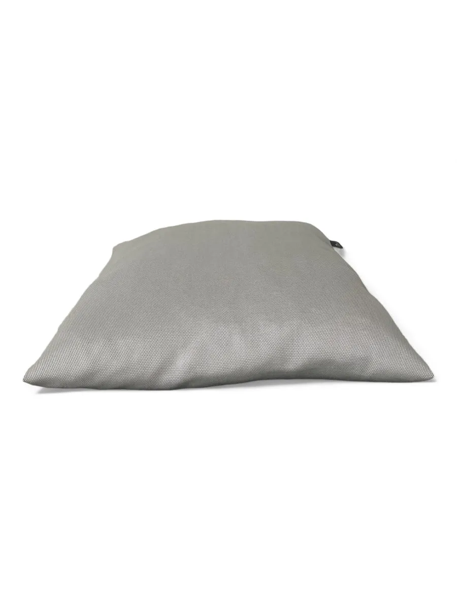 Deauve silver grey cushion photo 2